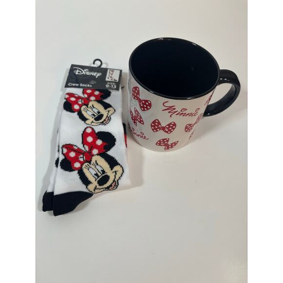 Disney Minnie Mouse Mug & Crew Socks Gift Set – White/Red/Black - Picture 2 of 8